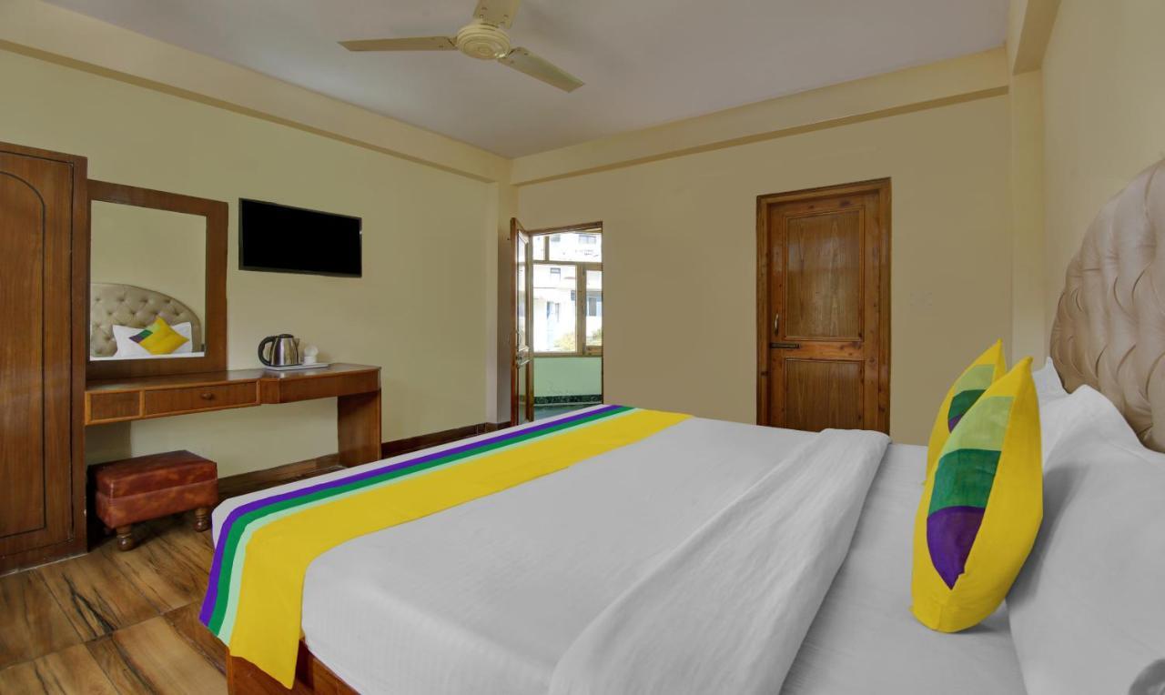 Chichoga Holiday Inn Manāli Exteriér fotografie